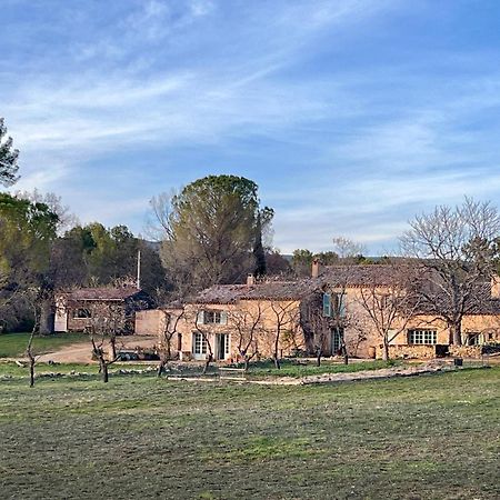 Charmant Appartement Independant Au Sein D'Un Mas Provencal Aups Luaran gambar