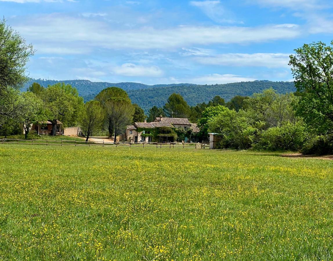 Charmant Appartement Independant Au Sein D'Un Mas Provencal Aups Luaran gambar